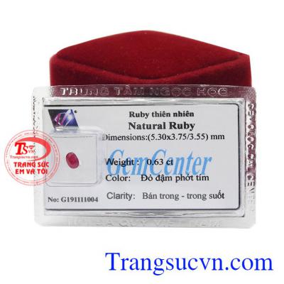 Đá quý Ruby ép vỉ thiên nhiên sẽ là sự lựa chọn hoàn hảo để làm quà tặng cho người thân, bạn bè.