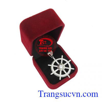 Mặt dây chuyền nam hàng hiệu chất lượng đảm bảo uy tín