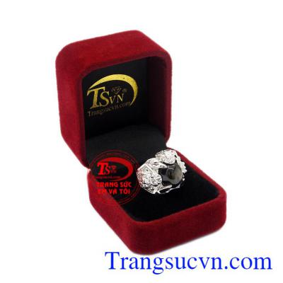 Nhẫn bạc Sapphire sao danh vọng