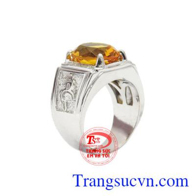 Nhẫn bạc thạch anh vàng công danh mang lại may mắn tài lộc cho người đeo.