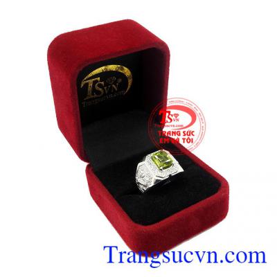 Sản phẩm thích hợp làm quà tặng cho người thân hoặc bạn bè,Nhẫn nam bạc Peridot thiên nhiên