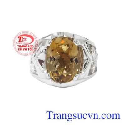 Nhẫn nam bạc thạch anh khói mang lại vẻ nam tính, cuốn hút cho phái mạnh.