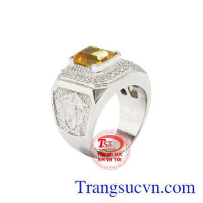 Nhẫn nam bạc thạch anh vàng đẹp thích hợp cho những người mệnh Kim và Thổ.