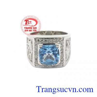 Topaz giúp điều hòa cảm xúc của mỗi con người, luôn hướng con người đến những điều tốt đẹp, an lành, lương thiện,Nhẫn nam bạc Topaz thiên nhiên