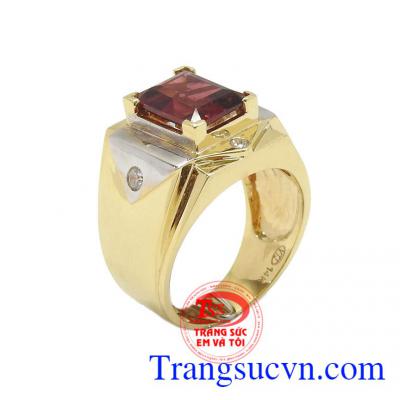 Nhẫn nam Garnet mạnh mẽ