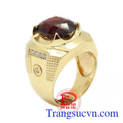 Nhấn nam vàng Garnet thiên nhiên