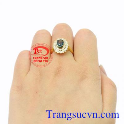 Nhẫn nữ vàng sapphire duyên dáng