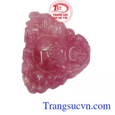 Phật di lặc hạnh phúc được chế tác từ đá ruby đẹp với độ cứng cao