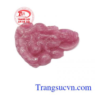 Phật ngọc ruby hạnh phúc