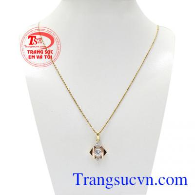 Bộ dây nữ vàng cá tính được làm từ vàng 18k màu sắc đẹp, chất lượng cao,Bộ dây nữ vàng cá tính