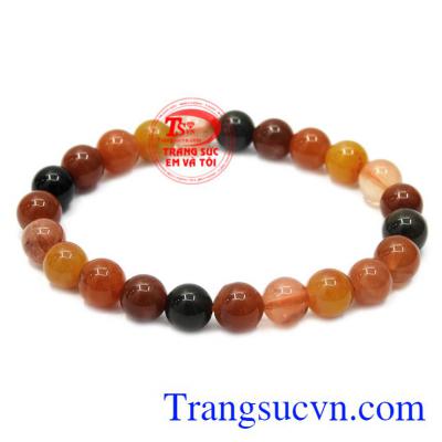 Chuỗi tay thạch anh màu sắc được chế tác độc đáo từ nhiều loại thạch anh khác nhau.