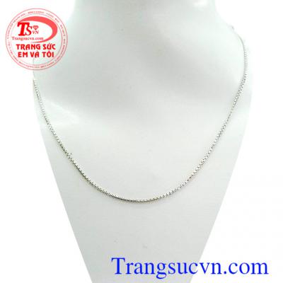 Chiếc Dây chuyền Ý vàng trắng 18k 75%Au dây chuyền nhập khẩu từ Italy 750 đảm bảo chất lượng hợp thời trang quý phái nữ ưa chuộng nhất trên thị trường sáng bền đẹp