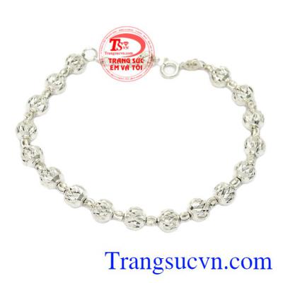 Lắc tay nữ bi bạc hợp thời trang, là món quà tinh tế dành cho người thương vào những dịp đặc biệt.