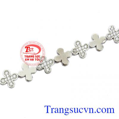 Lắc tay làm tôn lên vẻ quý phái, dịu dàng cho phái đẹp,Lắc tay nữ vàng trắng nhập khẩu