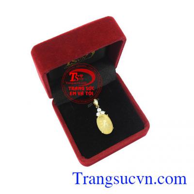 Mặt dây chuyền Sapphire bọc vàng quý phái tinh tế, đeo hợp phong thủy
