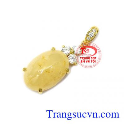 Mặt dây Saphir sang trọng mang đến nhiều may mắn và thành công cho người đeo