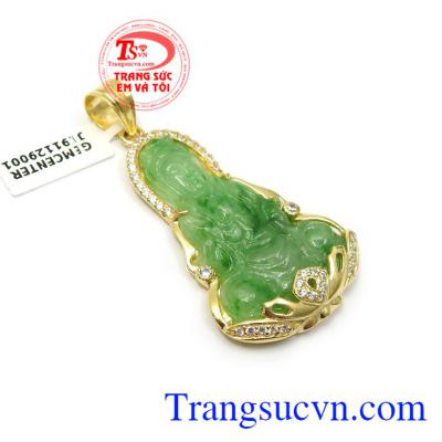 Mặt phật bà cẩm thạch an yên phù hợp đeo với nhiều loại dây chuyền và trang phục khác nhau mang lại sự sang trọng, thời trang, đẳng cấp