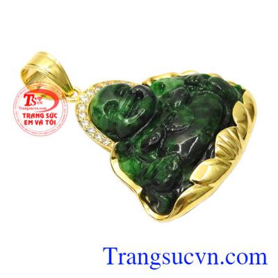 Theo dân gian, phật Di Lặc mang tài lộc, may mắn trong kinh doanh. Mặt phật Di Lặc Jadeite bọc vàng đẹp