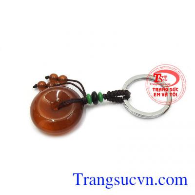 Móc chìa khóa đồng xu may mắn hợp với người mệnh kim và thổ