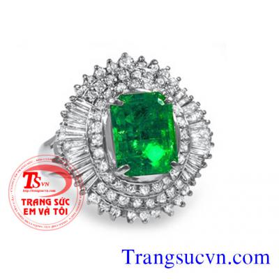 Nhẫn vàng trắng đá emerald