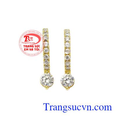 Hoa tai vàng đáng yêu được nhập khẩu từ Hàn Quốc.