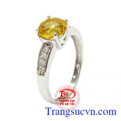 Nhẫn nữ bạc Citrine trang nhã được chế tác từ bạc 92.5 kết hợp cùng đá thạch anh vàng cao cấp,Nhẫn nữ bạc Citrine trang nhã