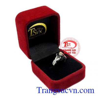 Nhẫn là sản phẩm trang sức không thể thiếu cho phái đẹp vì sự dễ kết hợp trang phục và làm tôn lên vẻ nổi bật,Nhẫn nữ bạc Sapphire sao