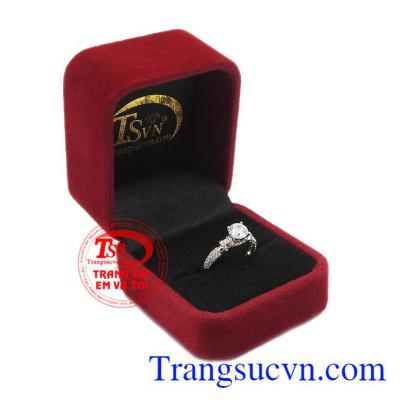 Đây chính là món quà mà khó có ai có thể chối từ. Nhẫn nữ vàng trắng hoàn hảo