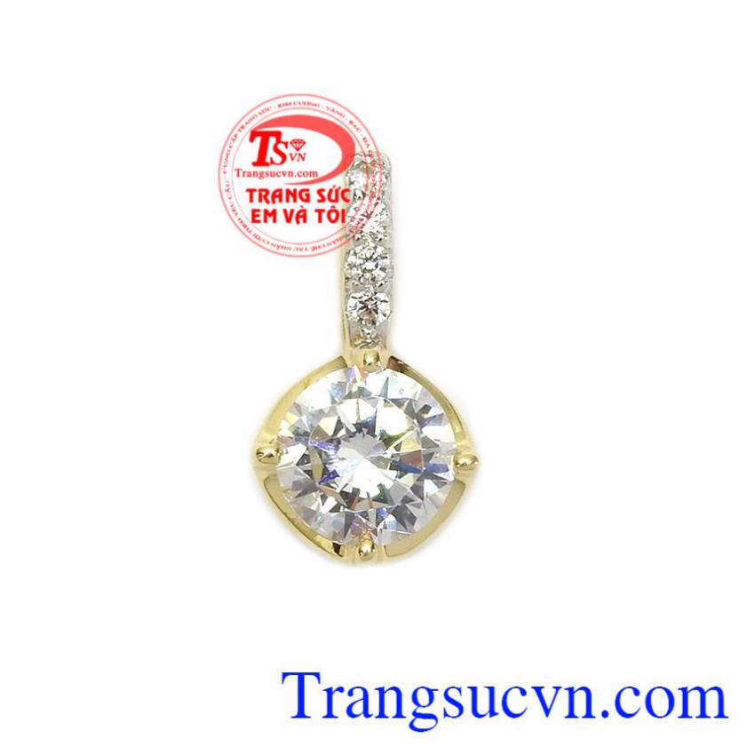 Mặt dây chuyền gắn đá cá tính