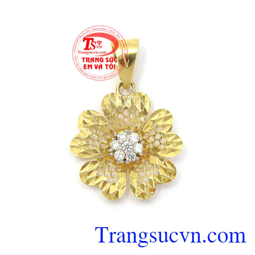 Mặt dây vàng nữ quý phái vàng 10k nhập khẩu Hàn Quốc là sản phẩm rất được phái đẹp ưa chuộng