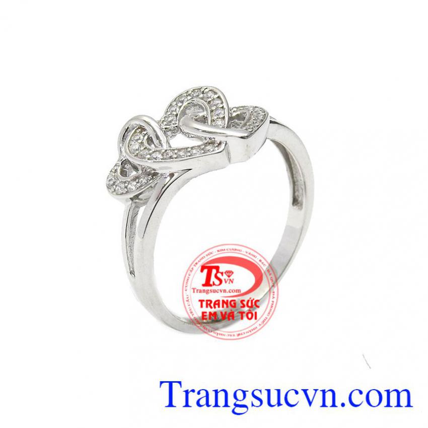 Nhẫn nữ hạnh phúc lớn
