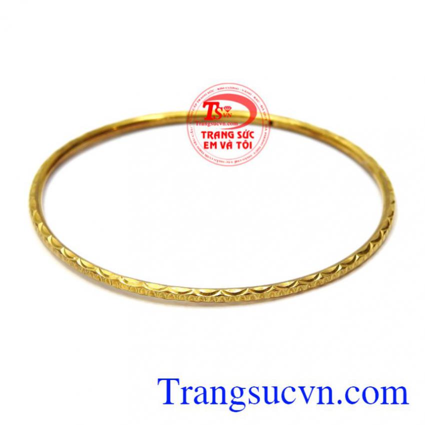 Vòng tay nữ thanh mảnh