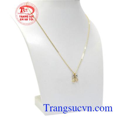 Trong nền văn hóa Á Âu, tiếng chuông mỗi khi vang lên, là báo hiệu 1 sự kiện trọng đại nào đó, hoặc vui mừng khôn xiết mang lại niềm hy vọng.