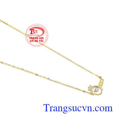 Bộ dây chuyền vàng nữ hoàng không chỉ mang lại vẻ nữ tính mà còn tôn lên vẻ cao quý cho phái đẹp.