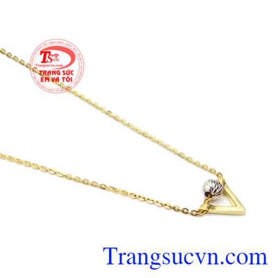 Bộ dây liền mặt hiện đại đem lại nét quyến rũ đến cho những người phụ nữ hiện đại.