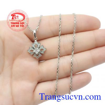 Bộ trang sức thích hợp làm quà tặng cho người thân và bạn bè ở nhiều độ tuổi khác nhau,Bộ dây nữ vàng trắng quý tộc