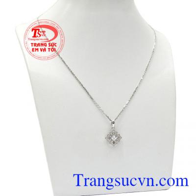 Thiết kế kiểu dáng sang trọng, trẻ trung được nhiều khách hàng vô cùng ưa chuộng,Bộ dây nữ vàng trắng quý tộc
