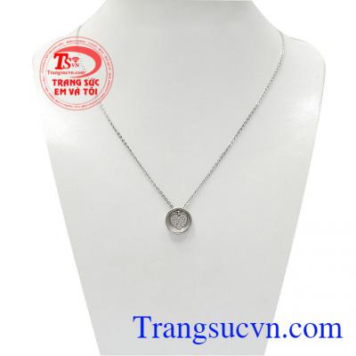 Bộ dây vàng trắng trái tim được thiết kế tỉ mỉ với thiết kế rất dễ thương,Bộ dây vàng trắng trái tim