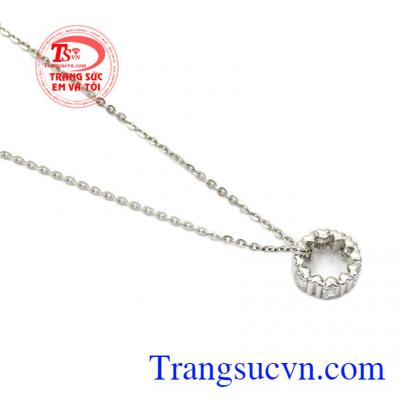 Bộ dây luôn được rất nhiều khách hàng của trang sức Em và Tôi,Bộ dây vàng trắng trang nhã