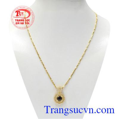 Bộ mặt Sapphire nữ hoàng ánh sáng