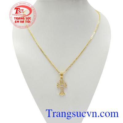 Bộ thánh giá vàng thời trang vàng 10k với chế tác tinh xảo, sắc nét mang lại sự dịu dàng, thời trang và đẳng cấp phái đẹp