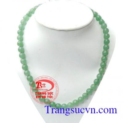 Chuỗi xanh ngọc Aventurine, chuỗi aventurine giúp thư giãn và đem lại tình yêu cùng niềm vui, do vậy rất tốt cho những ai cảm thấy thiếu tình thương hoặc cảm thấy khó mở lòng, khó tin tưởng và thiết lập quan hệ với người khác.