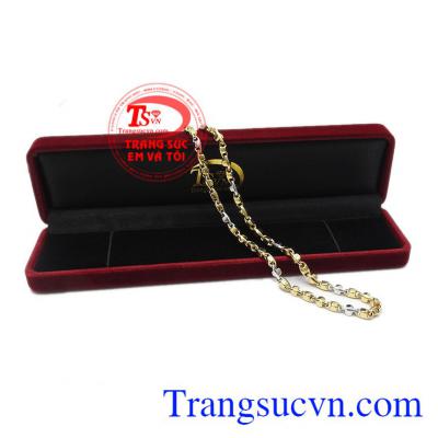 Dây chuyền thiết kế đã trở thành món đồ trang sức mà bất cứ người đàn ông nào cũng muốn được sở hữu. 