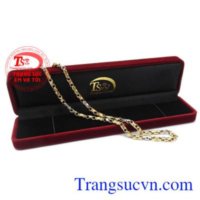 Dây chuyền nam được khách hàng ưa chuộng bình chọn nhiều năm. Dây chuyền nam vàng xu hướng