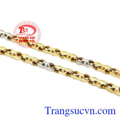 Dây chuyền nam vàng xu hướng đeo hợp thời trang