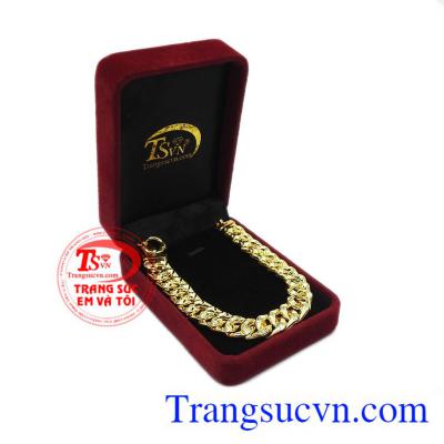 Đây là sản phẩm thích hợp với nhiều trang phục, có thể làm quà tặng trong những ngày đặc biệt. Lắc tay nam thời trang mới