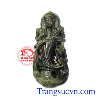 Mặt phật Quan Âm tĩnh tâm được chạm khắc tỉ mỉ từng đường nét hài hòa, mềm mại hình ảnh phật Quan Âm bên hoa sen.