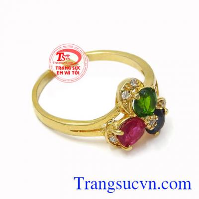 Nhẫn nữ gắn đá quý tự nhiên