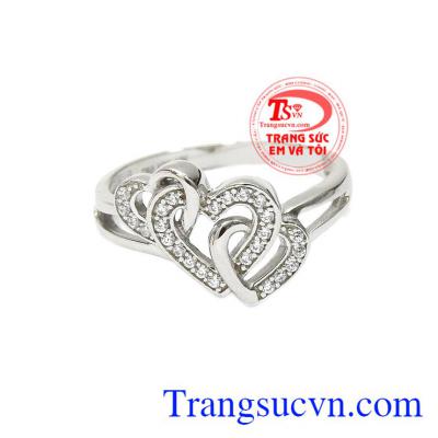 Nhẫn nữ hạnh phúc lớn với thiết kế vô cùng ý nghĩa để dành tặng phái đẹp.