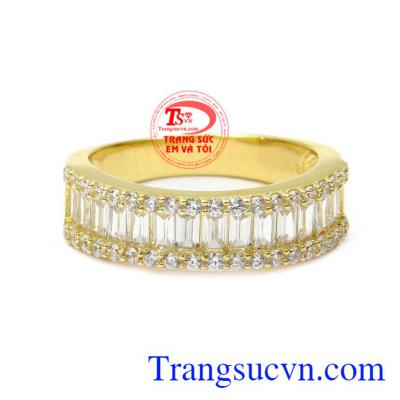 Nhẫn nữ vàng kiểu cách mang lại nét cá tính riêng biệt cho phái đẹp nhưng vẫn giữ được vẻ nữ tính, trẻ trung.